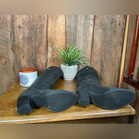 Vince Camuto Kolton Black Suede Tall Leather Boots - Size 6 1/2 - Picture 13 of 16